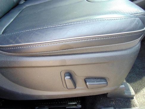 Used 2023 Hyundai Santa Fe Limited image 19