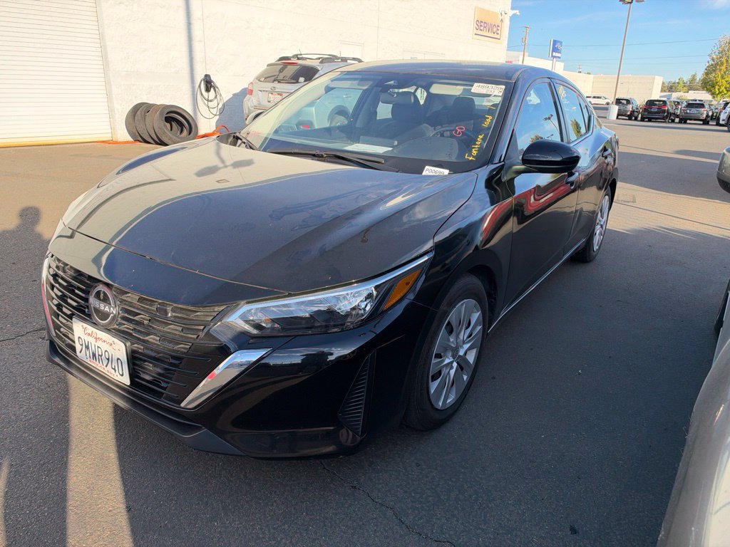 Used 2025 Nissan Sentra S FWD image 1