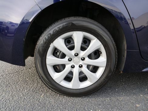 Used 2024 Toyota Corolla LE image 11