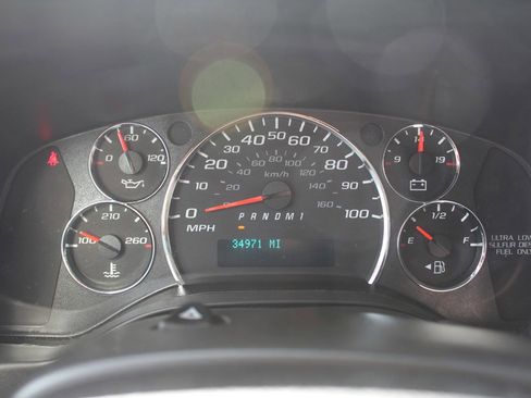 Used 2016 Chevrolet Express 4500 Extended image 14