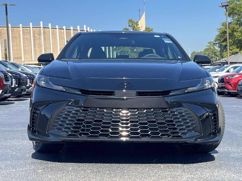 New 2026 Toyota Camry Hybrid FWD image 7