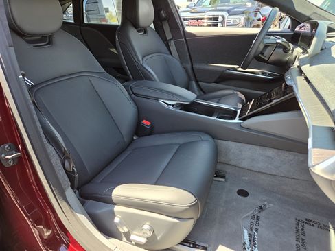 Used 2024 Lucid Air Touring AWD/4WD image 36
