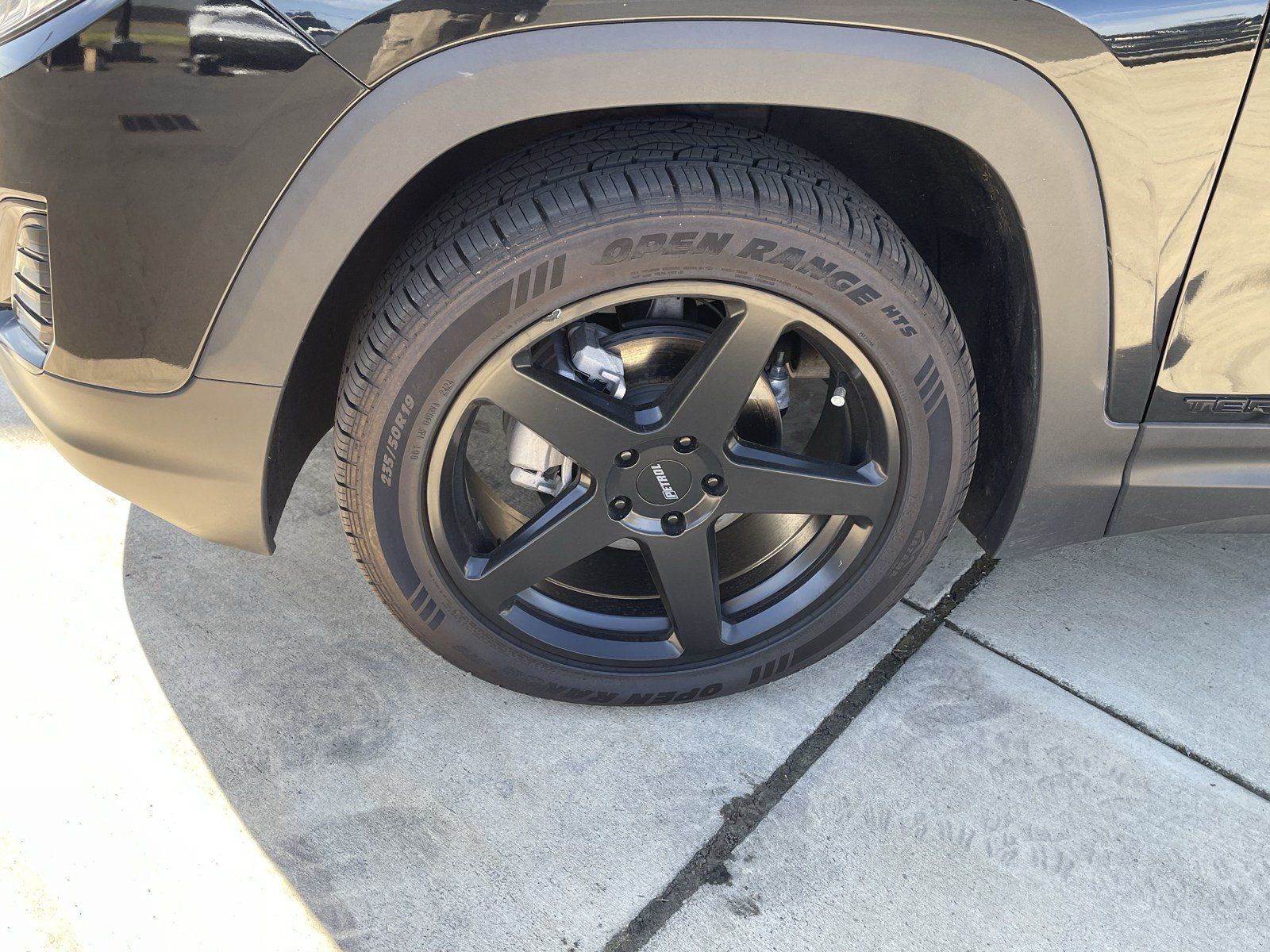 Used 2020 GMC Terrain SLE w/ Elevation Edition AWD/4WD image 9