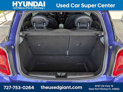 Used 2020 MINI Cooper 2-Door Hardtop FWD image 12
