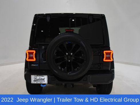 Used 2022 Jeep Wrangler Unlimited Sahara image 5