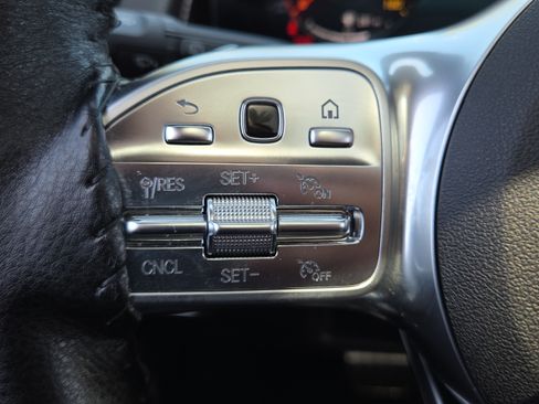 Certified 2023 Mercedes-Benz GLB 250 image 26
