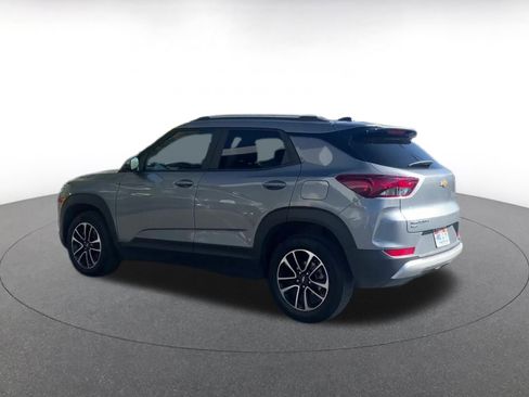 Used 2025 Chevrolet TrailBlazer LT image 10