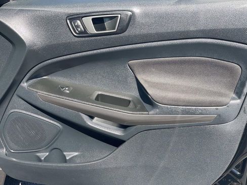 Used 2022 Ford EcoSport SE w/ SE Convenience Package image 24