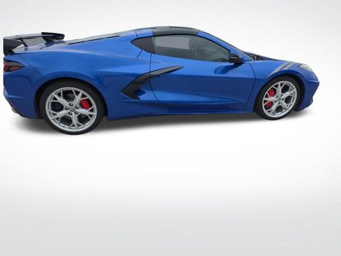 Used 2023 Chevrolet Corvette Stingray Coupe w/ Chrome Exterior Badge Package RWD image 39