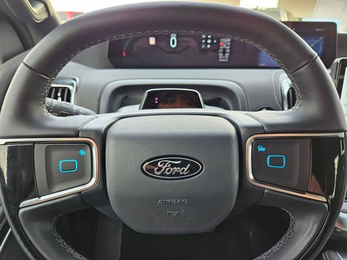 New 2025 Ford Expedition Platinum w/ Stealth Performance Package AWD/4WD image 19