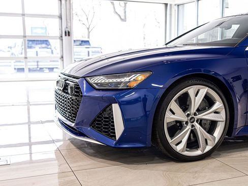 Used 2022 Audi RS 7 Sportback w/ RS 7 Executive Package AWD/4WD image 4