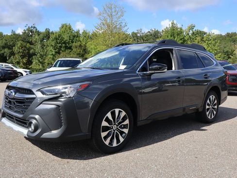 Used 2024 Subaru Outback Limited AWD/4WD image 4