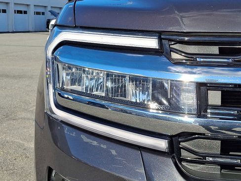 Used 2023 Ford Expedition Max Limited image 10