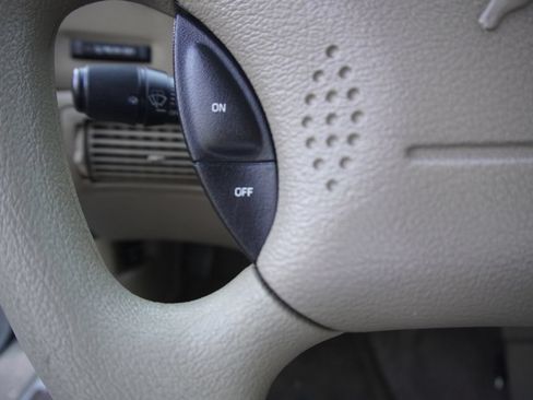 Used 2000 Ford Mustang Coupe RWD image 15