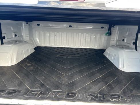 Used 2023 Chevrolet Silverado 1500 LT image 22