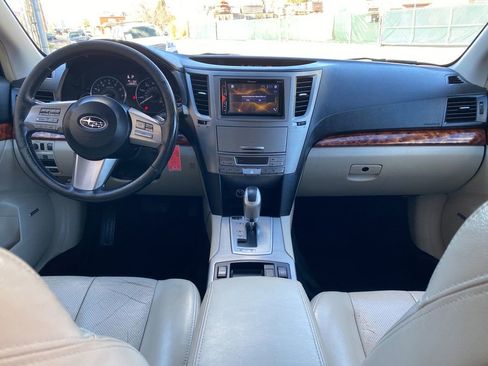 Used 2011 Subaru Outback 3.6R Limited w/ PWR Moonroof Pkg image 19