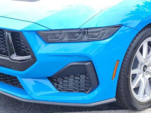 Used 2025 Ford Mustang GT Premium RWD image 8