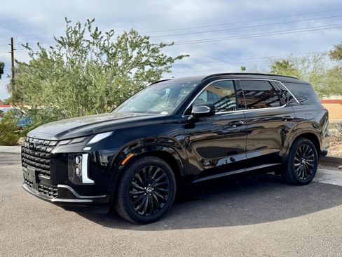 Used 2024 Hyundai Palisade Calligraphy image 7