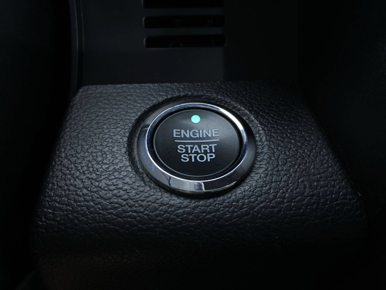 Used 2021 Ford Expedition Max Limited AWD/4WD image 9