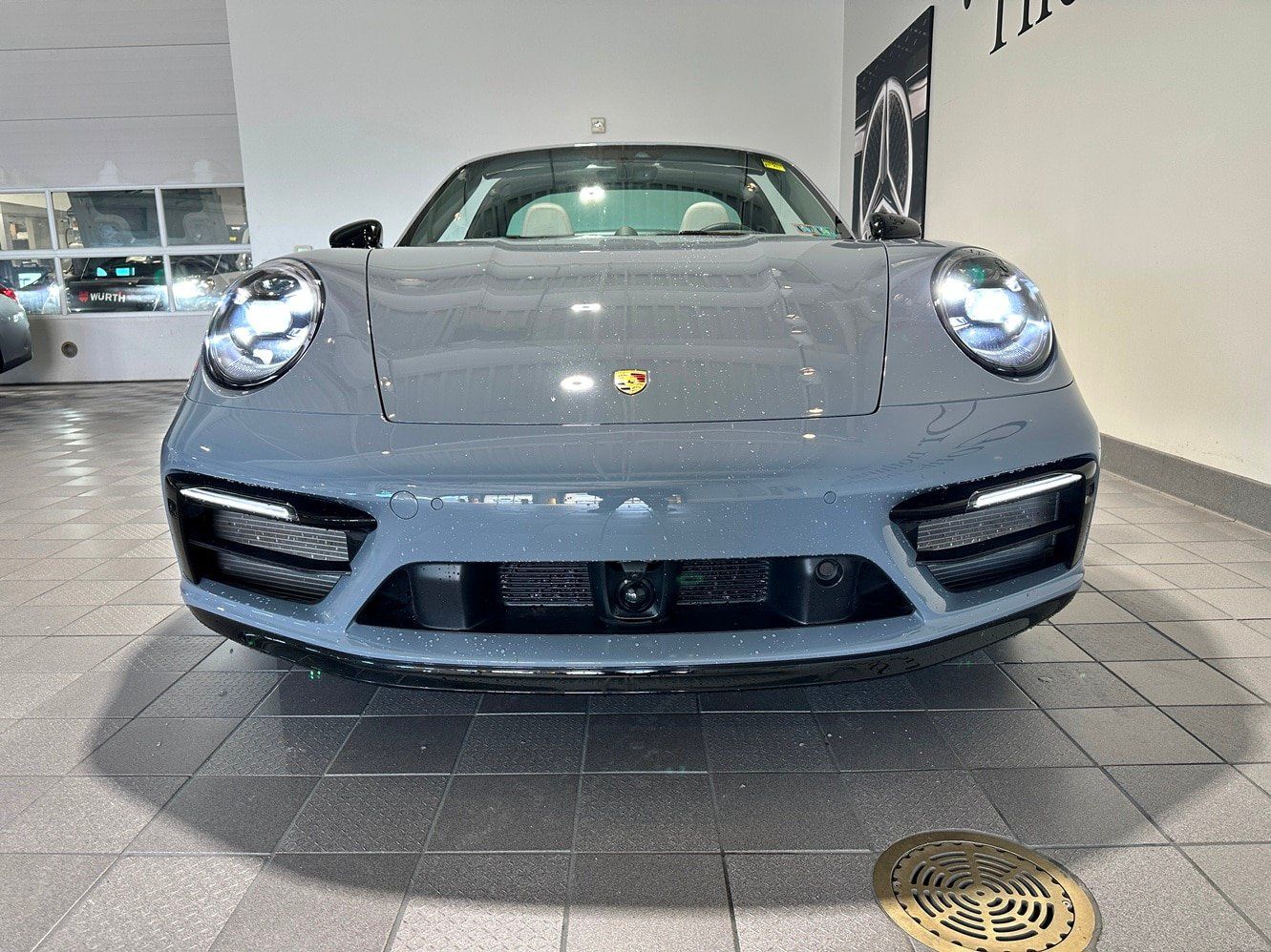 Used 2024 Porsche 911 Targa 4 GTS AWD/4WD image 2