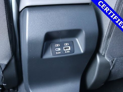 Used 2025 Subaru Crosstrek 2.0i Premium image 18