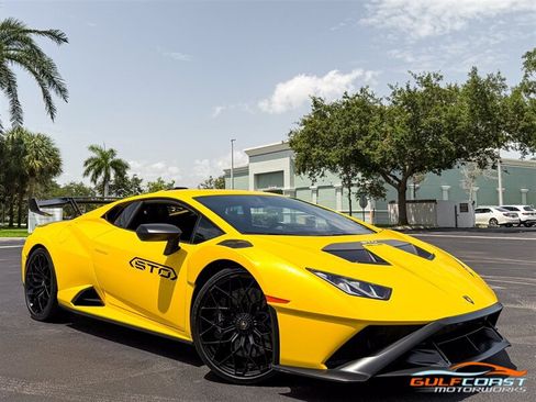 Used 2022 Lamborghini Huracan STO RWD image 62