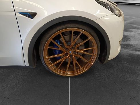 Used 2020 Tesla Model Y Performance AWD/4WD image 7