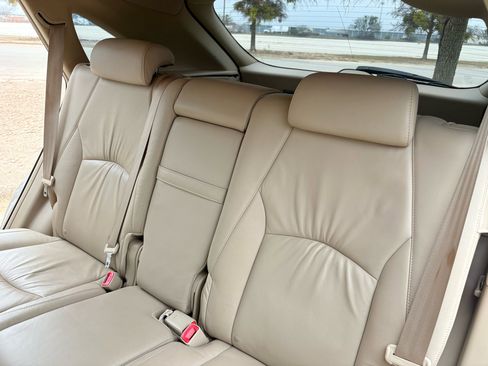 Used 2006 Lexus RX 330 image 19