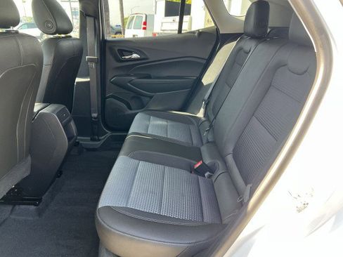 Used 2025 Chevrolet Trax LT w/ Driver Confidence Package image 24