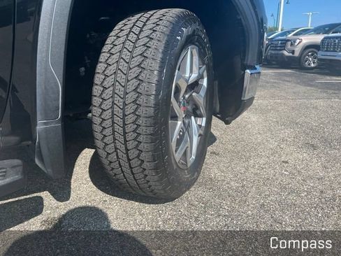 Used 2023 GMC Sierra 1500 SLT w/ SLT Convenience Package AWD/4WD image 50