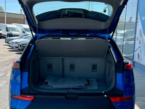 Used 2022 Chevrolet Bolt EUV Premier w/ Sun & Sound Package image 8