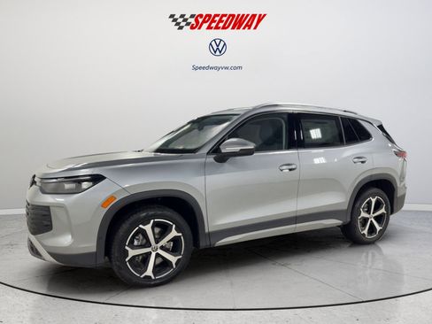 New 2026 Volkswagen Tiguan SE AWD/4WD image 4