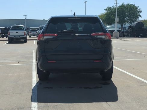 Used 2024 Toyota RAV4 LE image 6