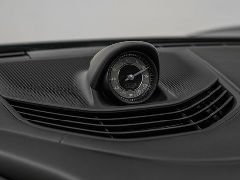 Used 2021 Porsche Taycan Turbo S image 28