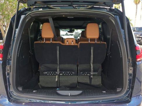 Certified 2022 Chrysler Pacifica Pinnacle FWD image 14