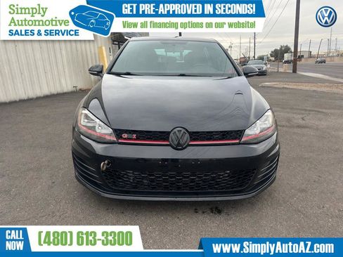 Used 2017 Volkswagen Golf 4-Door FWD image 7