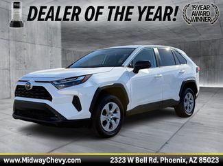 Used 2024 Toyota RAV4 LE video 1