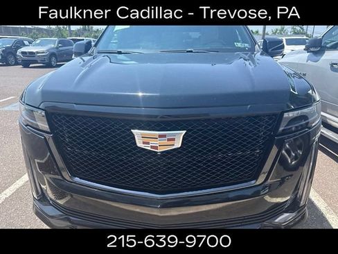 Used 2021 Cadillac Escalade Sport w/ Driver Assist Tech Package AWD/4WD image 7