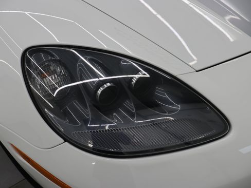Used 2013 Chevrolet Corvette Grand Sport w/ 4LT Preferred Equipment Group RWD image 19