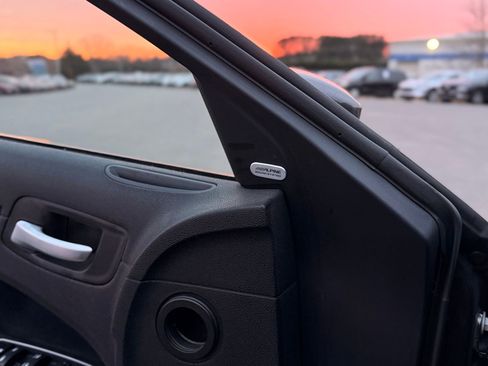 Used 2023 Chrysler 300 S image 41