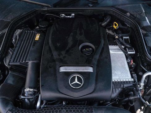 Used 2016 Mercedes-Benz C 300 4MATIC Sedan image 36