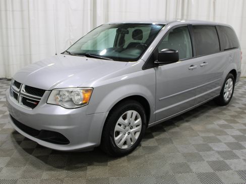Used 2017 Dodge Grand Caravan SE w/ Power Window Group FWD image 28