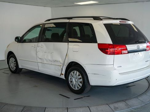 Used 2004 Toyota Sienna CE FWD image 5