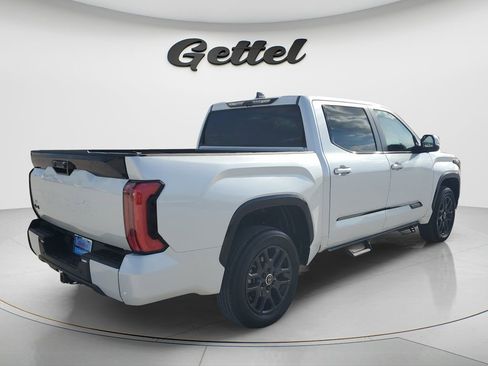 Used 2024 Toyota Tundra Platinum AWD/4WD image 5