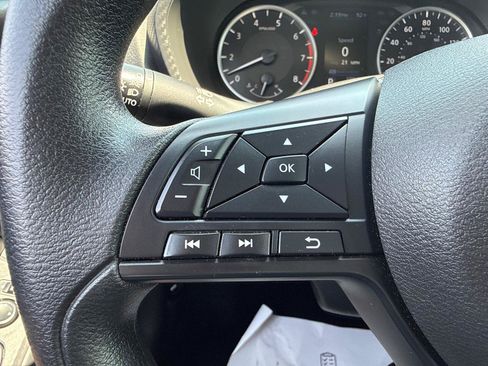 Used 2025 Nissan Sentra S FWD image 15