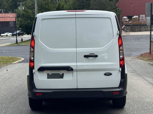 Used 2022 Ford Transit Connect XL FWD image 5