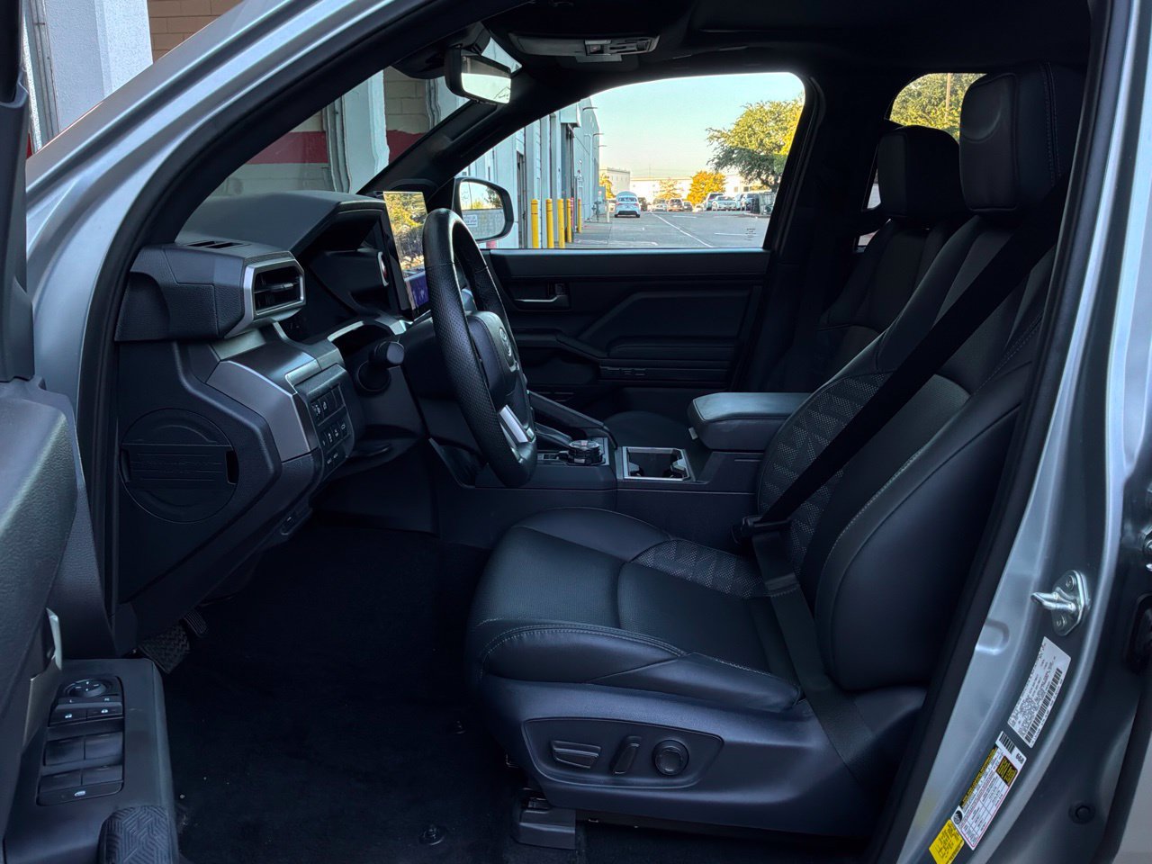 Used 2024 Toyota Tacoma TRD Off-Road w/ TRD Off Road Premium Package AWD/4WD image 13