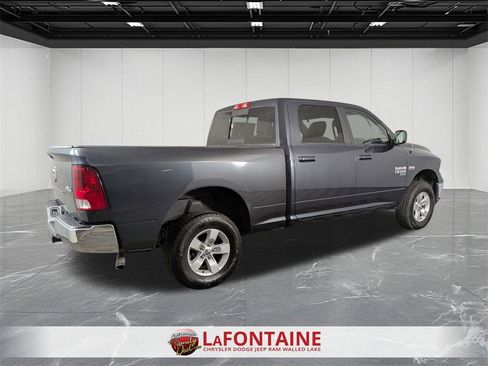 Used 2020 RAM 1500 Classic SLT image 5