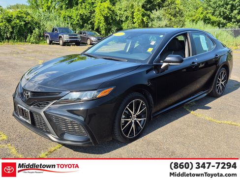 Certified 2024 Toyota Camry SE FWD image 7