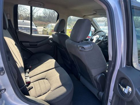 Used 2012 Nissan Xterra PRO-4X image 5